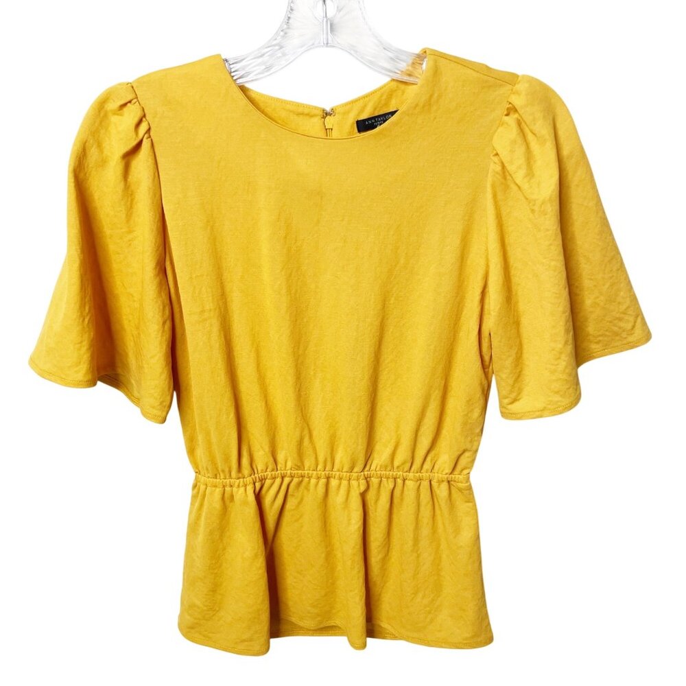 Ann Taylor Petite Cutout Back Peplum Top Women’s Size Small Mustard Yellow